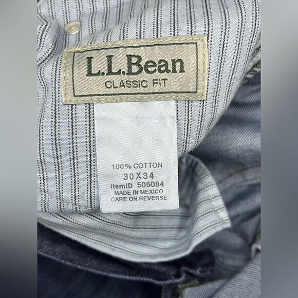L.L Bean Classic Fit dark washed denim sz 30X34 - Picture 3 of 10